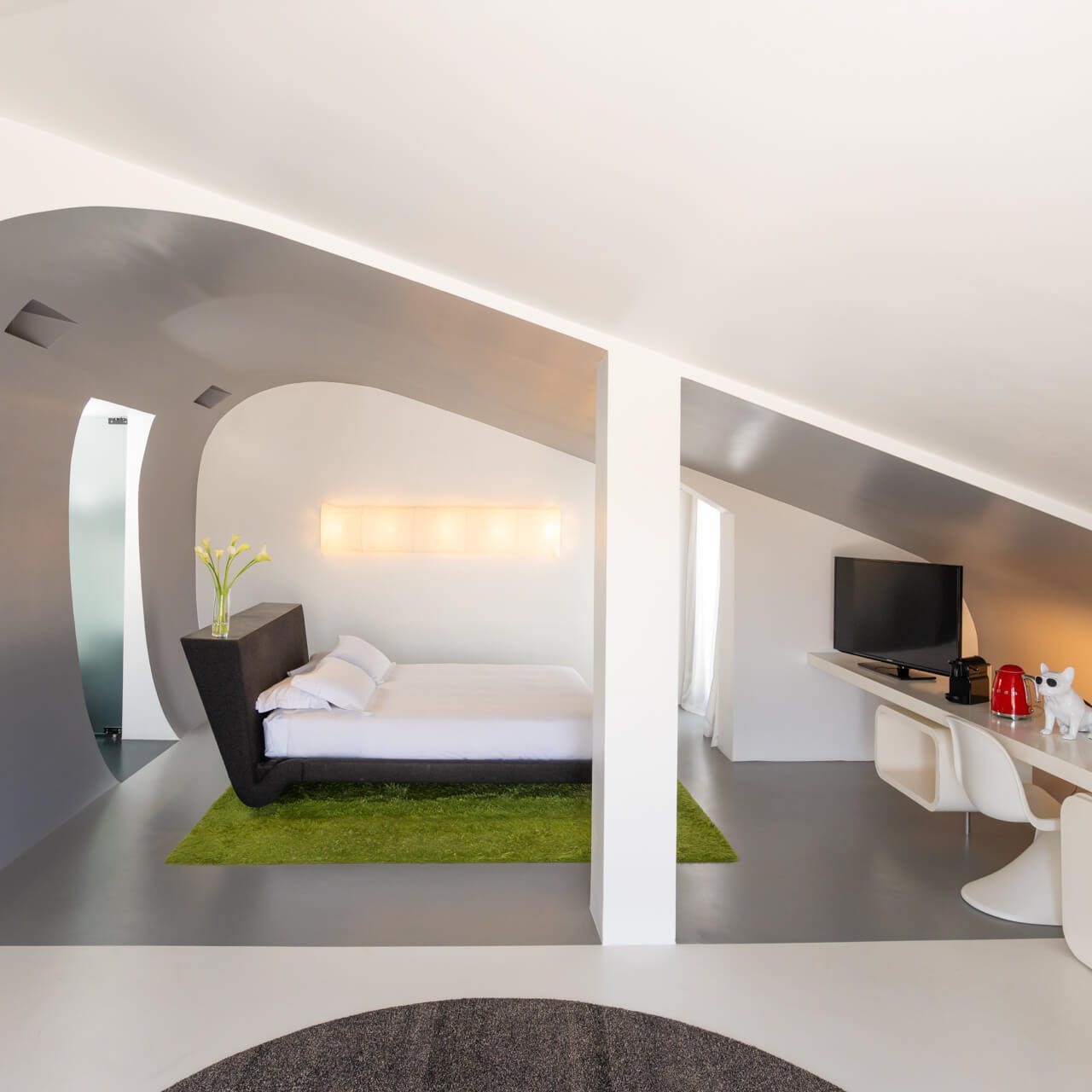 Hotel Ripa Roma - Unconventional Stay